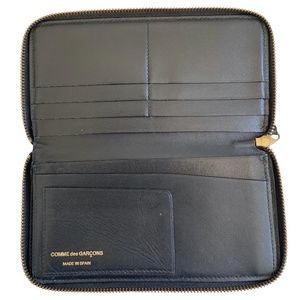 Comme des Garcons Black Zip Around Wallet